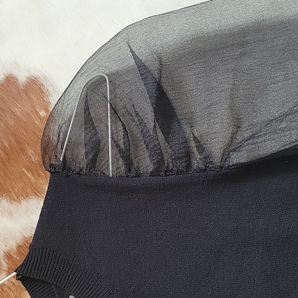 Sheer Puff Sleeve Black Knit Cropped Top - Picture 2 of 3